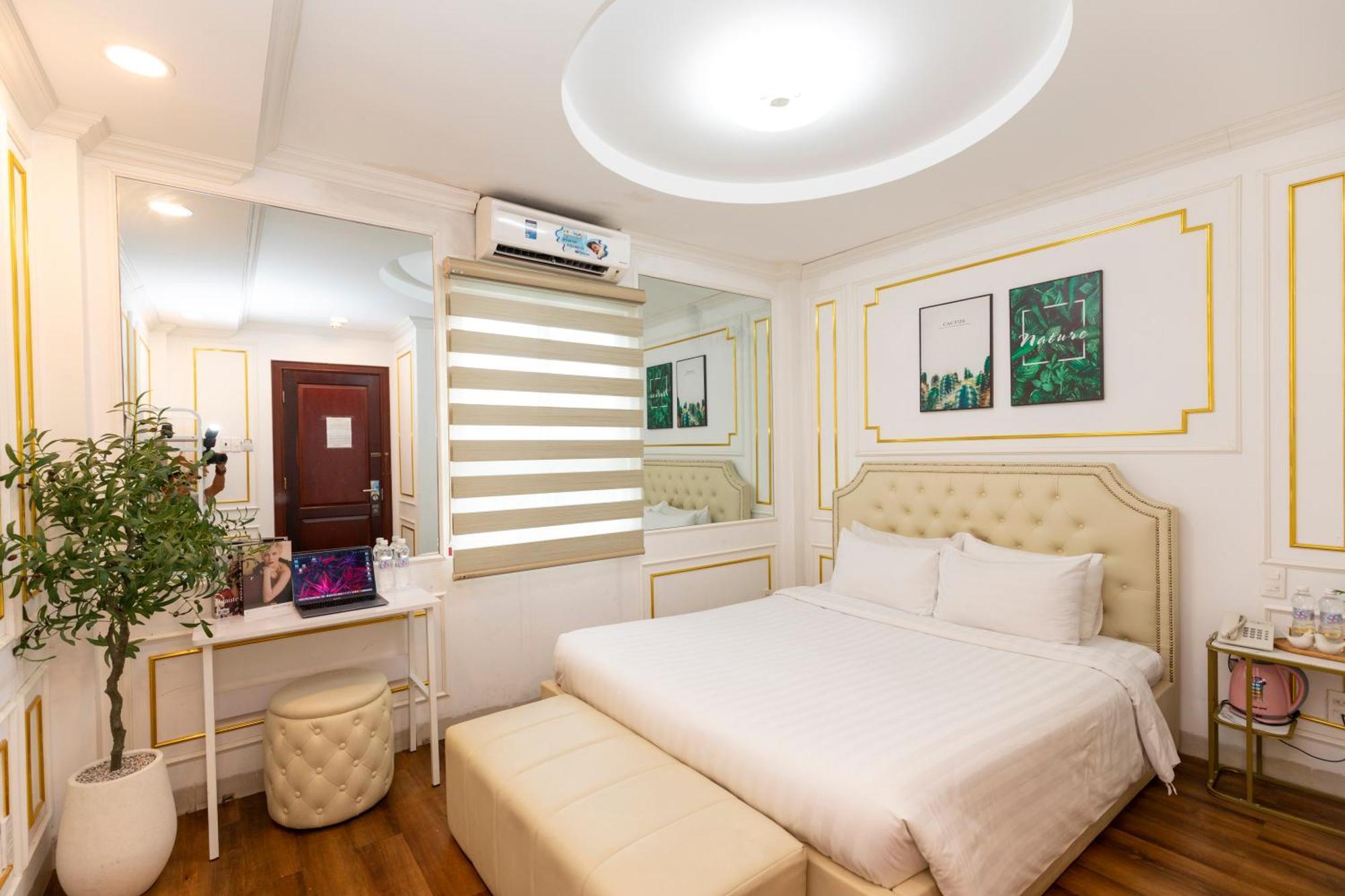 Hotel Quy Hung 3*